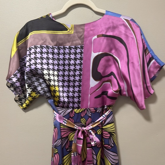 Alice & Trixie Mandy Dress 100% Silk Printed - Picture 8 of 9